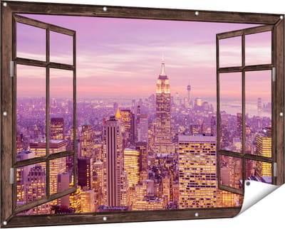 Gards Tuinposter Doorkijk New York Skyline met Lichten bij Zonsondergang - 150x100 cm - Tuindoek - Tuindecoratie - Wanddecoratie buiten - Tuinschilderij