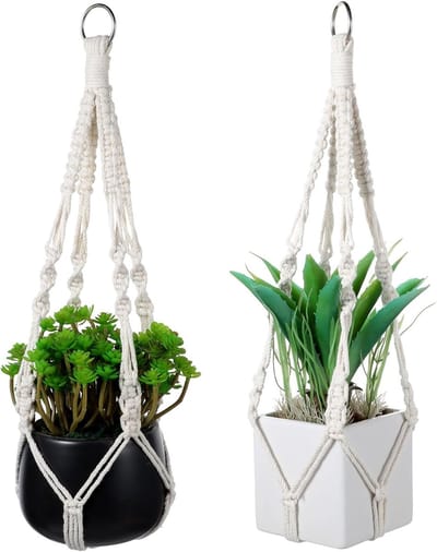 Macramé Hangende Plantenpotten voor Binnen en Buiten - Boho Decoratieve Potten in Pastelkleuren - Set van 2 (Beige)