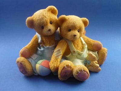 Cherished Teddies – Travis en Tucker "We're in deze set Enesco's" van Priscilla Hillman 127973