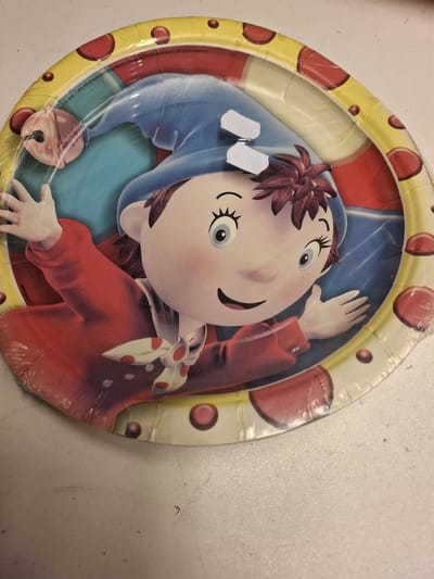 Noddy Kinderfeestje Kartonnen Wegwerpbordjes 8 stuks