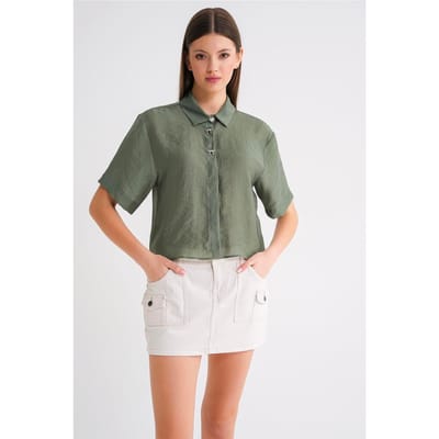 Korte Mouw Crop Shirt met Steenaccessoires