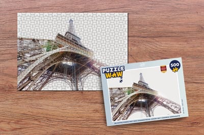 Puzzel De Eiffeltoren met een zonnestraal door het ijzeren geraamte - Legpuzzel - Puzzel 500 stukjes