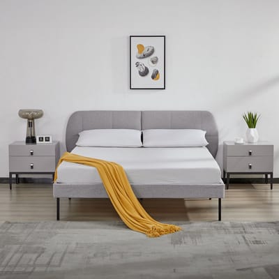 Gestoffeerd bed Porvoo met bedbodem 140x200 cm grijs [en.casa]