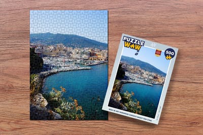 Puzzel Baai in het Europese Corsica naast een stad - Legpuzzel - Puzzel 500 stukjes