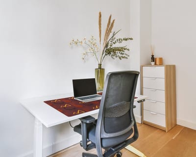 Coloray Bureau Onderlegger - Penseel krabbels Bureau Onderlegger XXL - 100 cm x 50 cm - Bruin Bureau Onderlegger - Computer Mat - Bureau Pad - Bureau Mat - Bureaumat