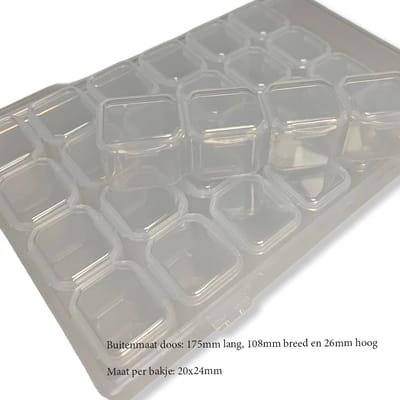 Opbergdoos / Organizer Voor Sieraden - 17.5*10.8 cm - 28 Compartimenten van 2 bij 2 cm - Plastic Opberger Sieraden / kralen doosje