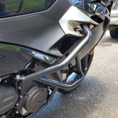 Zwarte Stalen Bumperbeschermer voor Motorfiets - Crash Bar en Valbeveiliging voor Ninja 400 en 250 (2018-2023) - Duurzaam, Bescherming, Veiligheid