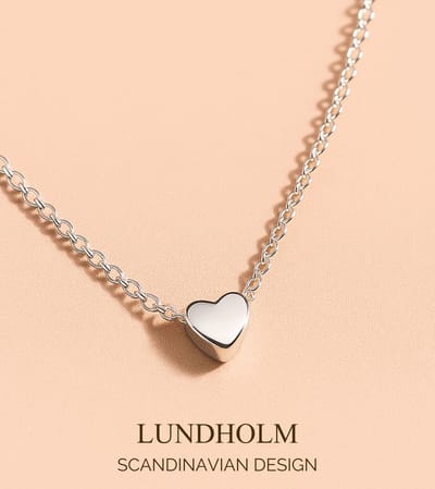 Lundholm Luxe Ketting Dames Hartjes Hanger Zilver kleurig– Premium Stainless Steel – Mera Serie - Vrouwen Cadeautjes Cadeau Sieraad Zilver Kleurig – 50 cm – Scandinavisch Design – Cadeau voor Vrouw