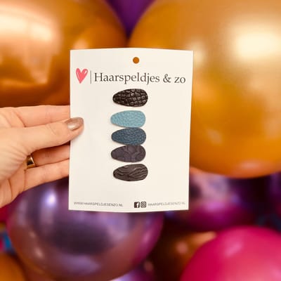 Baby haarspeldjes - mini - 2cm groot - voor de eerste lokjes haar - imitatieleer - blauw