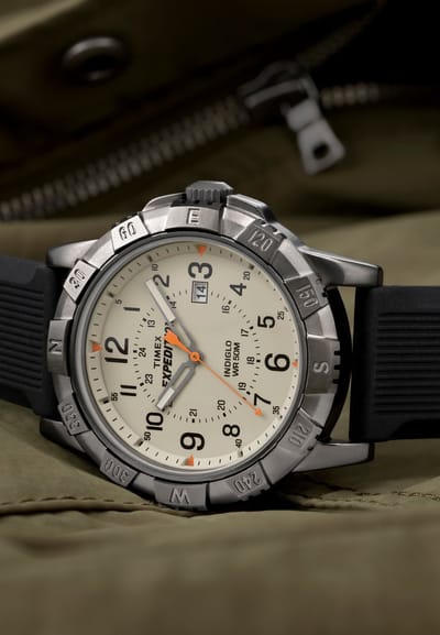 Timex Expedition Ridge Quartz Analoog Horloge Zwart Case: 100% Low Lead Brass | Armband: 100% Silicone 45 TW4B32200AJ