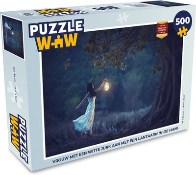 Puzzel Vrouw met een witte jurk aan met een lantaarn in de hand - Legpuzzel - Puzzel 500 stukjes