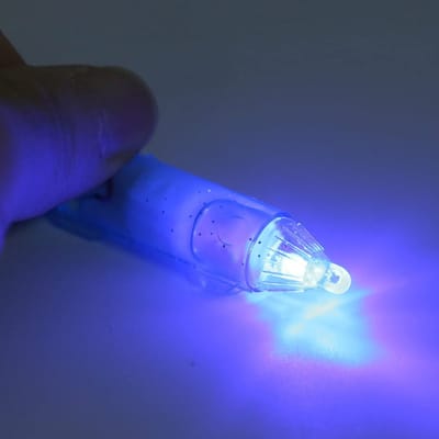 Dailygoods - Illuminated Bobbers - Nachtvissen - 4 Stuks LED Onderwaterlicht - Effectieve attractant - Voor optimale zichtbaarheid - Ideaal voor visse...