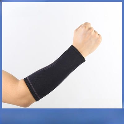 Volleybal verlengde polsbeschermer voor studentensport, onderarm polsbeschermer, nylon gebreide verlengde polsbeschermer beige