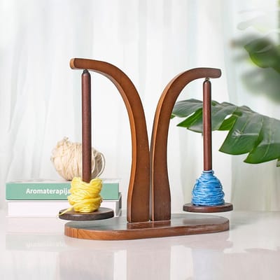 Magnetische Garenhouder - Bolhouder Breien - Garen Organiseren - Magnetische Connectiviteit - 17.5 x 17.5 x 27.5 cm - Houtkleur