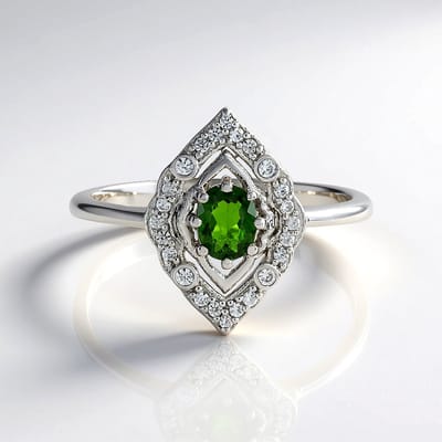 Cavill - Elegante Damesring - 925 Sterling Zilver Geplatineerd - 0 297 ct Ovale Russische Diopsied Groen - 0 178 ct Cambodjaanse Zirkonia