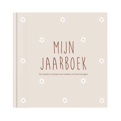 Writemoments Mijn jaarboek - Opgroeiboek kinderen 4 t/m 18 jaar - Madelief