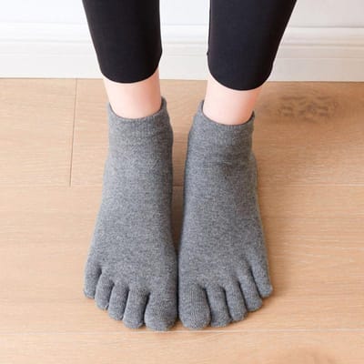 1 Paar Dames Yoga Sokken Katoen Dames Anti Slip Siliconen Gym Ballet Sokken Vijf Teen Scheider Anti Slip Sport Dans Elastische Sok