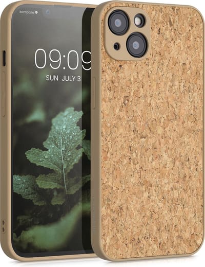 kwmobile hoes geschikt voor Apple iPhone 13 - Telefoonhoesje van kurk en TPU in lichtbruin