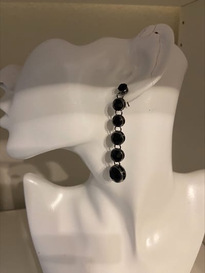Ronde oorbellen zwart | | Make up | Parfum | Moederdag | Verjaardagscadeau| Cadeautje| Valentijnsdag| Kado | sieraden | vaderdag | oorbellen | oorsieraden