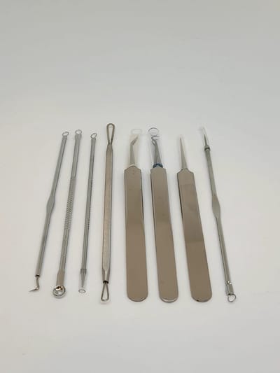 Jumada's - Verwijder Mee-eters met deze 8-delige Set - Comedonendrukker en -lepel - Inclusief RVS Opbergbox - Zilver