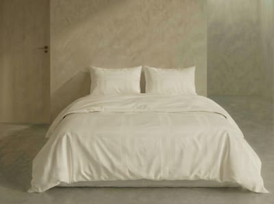 Caro - Dekbedovertrek Set - 100% Katoen Satijn - 230 TC - 160x200/220 cm + Kussensloop - Ecru - Jacquard geweven patroon
