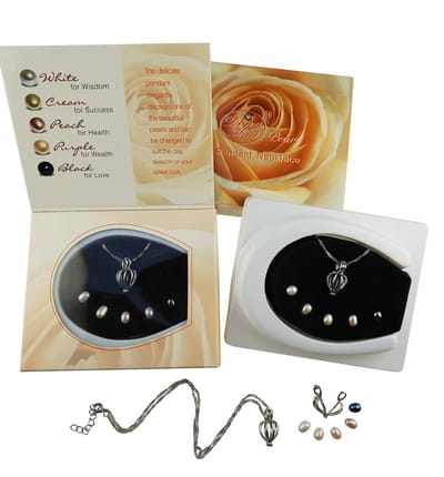 Zoetwater parelketting Giftbox Rose - echte parels - geschenk verpakking met bloem - roos - ketting met hanger - parelketting dames
