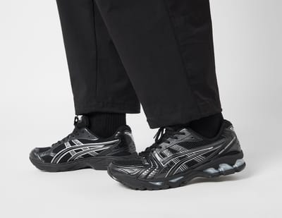 Asics GEL-KAYANO 14 Sneakers Heren - Zwart - Maat 42.5 - Mesh/Synthetisch