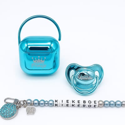 Blauwe metallic speen met steenkoord en speen bewaardoosje, blauwe speenhouder - Prinsje- luxe speenset blauw, speen baby jongen, kan ook rechtstreeks als cadeau worden verstuurd