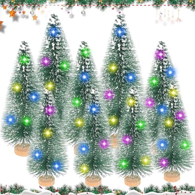 Mini Kerstboom 9 Stuks - Groene Kunststof Dennenboom - LED Verlichting - Feestelijke Tafeldecoratie - SnelShoppen