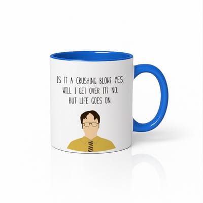 Grappige Quote Mok 330ml – Blauw-Witte Koffiemok met “Is It a Crushing Blow? Yes. Will I Get Over It? No.” Tekst