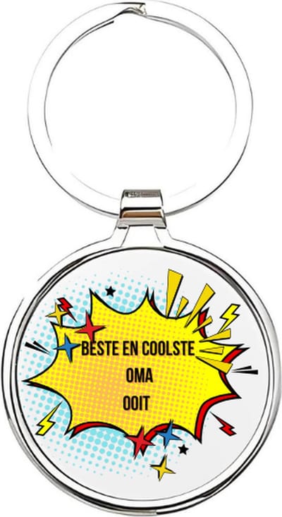 Akyol - Beste en coolste oma ooit Sleutelhanger - oma - De liefste oma - Oma sleutelhanger - grootmoeder sleutelhanger - Sleutelhanger voor oma - Familie sleutelhanger - verjaardagscadeautje - cadeau voor oma - grandmother - Bebbe - 4 x 7,5 CM