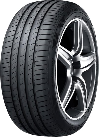 Zomerband 225/45R17 94Y XL - Ultra High Performance Zomerband met Korte Remweg