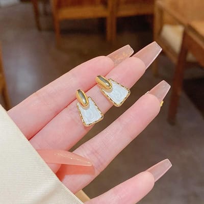 Nieuwe Witte Kleur Vierkante Geometrie Oorknopjes Persoonlijkheid Trendy Vrouwelijke Oorsieraden Vriendinnencadeau beige