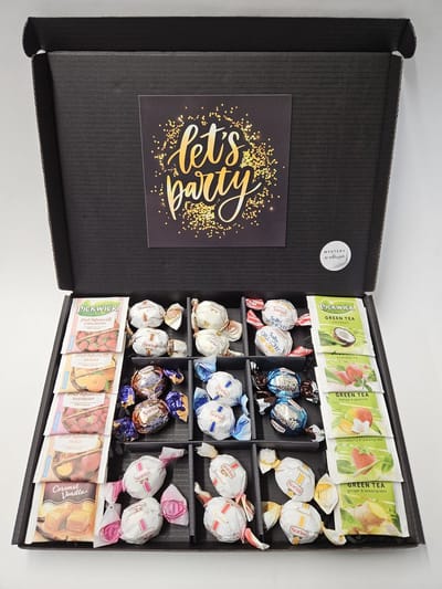 Chocolade Ballen - Thee Proeverij Pakket Groot | Mystery Card 'Let's Party' met persoonlijke (video)boodschap | Chocolade-Theepakket | Feestdagen box | Chocolade cadeau | Valentijnsdag | Verjaardag | Moederdag | Vaderdag