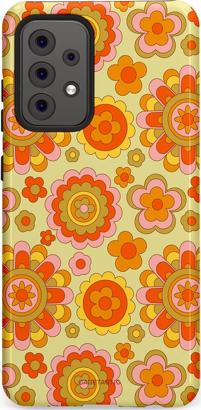 Casetastic Hoesje Geschikt voor Samsung A52 (4G/5G/s) - Stijlvolle Beschermende Duo-layer Case - Retro Oranje Bloemen