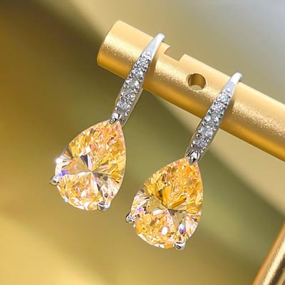 Huitan roze/gele peervormige oorbellen met kubische zirkonia voor dames, stijlvolle en elegante piercingaccessoires, romantische sieraden beige