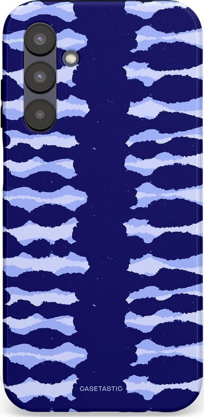 Casetastic Hoesje Geschikt voor Samsung A25 - Stijlvolle Beschermende Duo-layer Case - Golven in blauw