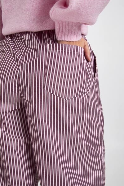 boohoo Dames Geweven Gestreepte Broek met Elastische Taille en Wijde Pijpen | Wijn | Maat: 34