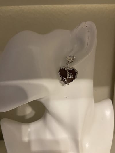Strass hart en bloem decor | | Make up | Parfum | Moederdag | Verjaardagscadeau| Cadeautje| Valentijnsdag| Kado | sieraden | vaderdag | oorbellen | oorsieraden