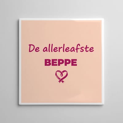 “De Allerleafste Beppe” Tegel 15×15 cm – Fries Cadeau voor Oma – Lief Keramisch Bedankt Tegeltje