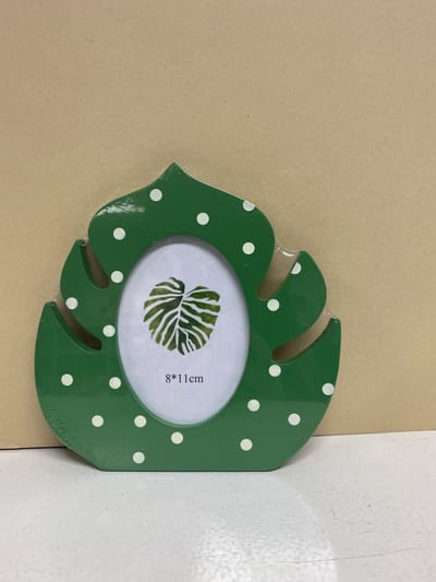 Fotolijst decoratief - hout - Tropisch blad - groen - hoogte 16 x 16 x 1 cm - fotoformaat 8x11 cm - Woonaccessoires