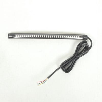Feu arrière adhésif à Led L19.7cm Chaft pour deux roues moto scooter IN861 Neuf