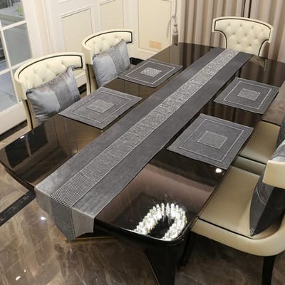 Tafelloper voor eettafel Kerstmis Modern Elegant Luxe Bruiloft Flanellen Tafelloper met Kwastje voor Feest Huisdecoratie tablerunner 32x210cm grijze kleur