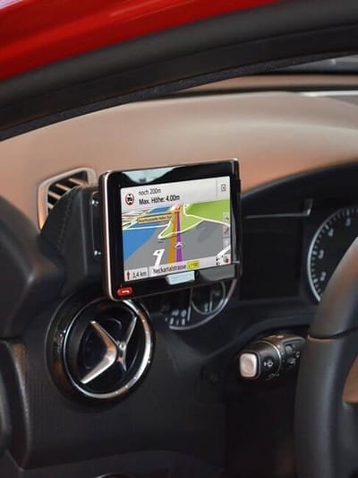 Houder - Mercedes Benz A-Klasse/ CLA-Klasse/ GLA-Klasse 2012-2019 Kleur: Zwart