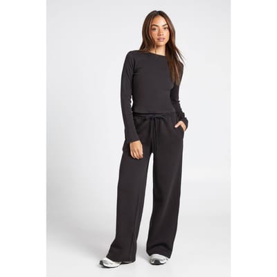boohoo Dames Trainingsset Met Ronde Hals Top Met Lange Mouwen En Rechte Pijp Joggingbroek | Zwart | Maat: Small