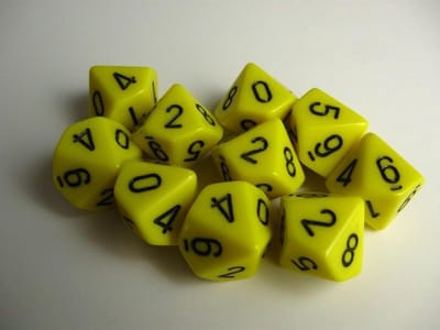 Chessex Opaque Geel/Zwart D10 Dobbelsteen Set (10 stuks)