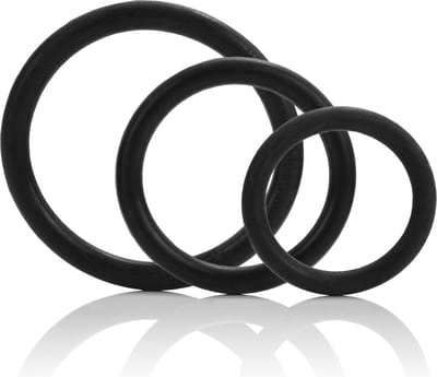 California Exotic Novelties Tri-Ring - Cockring - Zwart - Ø 40 mm