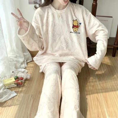 Cartoon Pyjama's Flanel Ronde Hals Winter Losse Pluche Loungewear Tweedelige Set Winnie de Poe Damespyjama 40-50kg wit