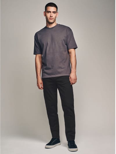 Next - Heren - Klassieke stretchjeans met standaard taps toelopende pasvorm - Zwart