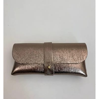 Zonnebrilhoes Brons Metallic - Echt leer 100% - 16 x 8 cm - Accessoire - Zonnebril - Modern - Hip - Trendy - Trendsetter Wauw - Fashion Trending Handig Gadget - Sunglasses Wallet - Zon - Lente Zomer - Accessoires - Dames - Heren - Kinderen - Vrouw